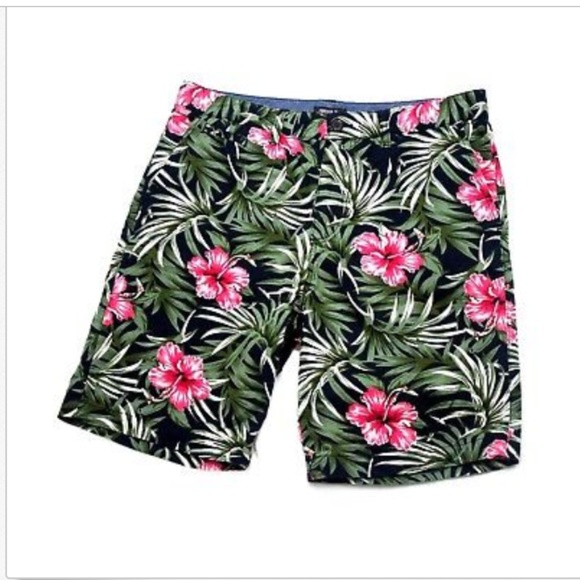 Forever 21 Other - Forever 21 Floral Cotton Shorts Size 34